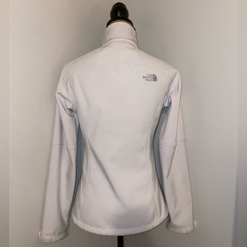 The North Face Jacket in stone/grey - Picture 5 of 11